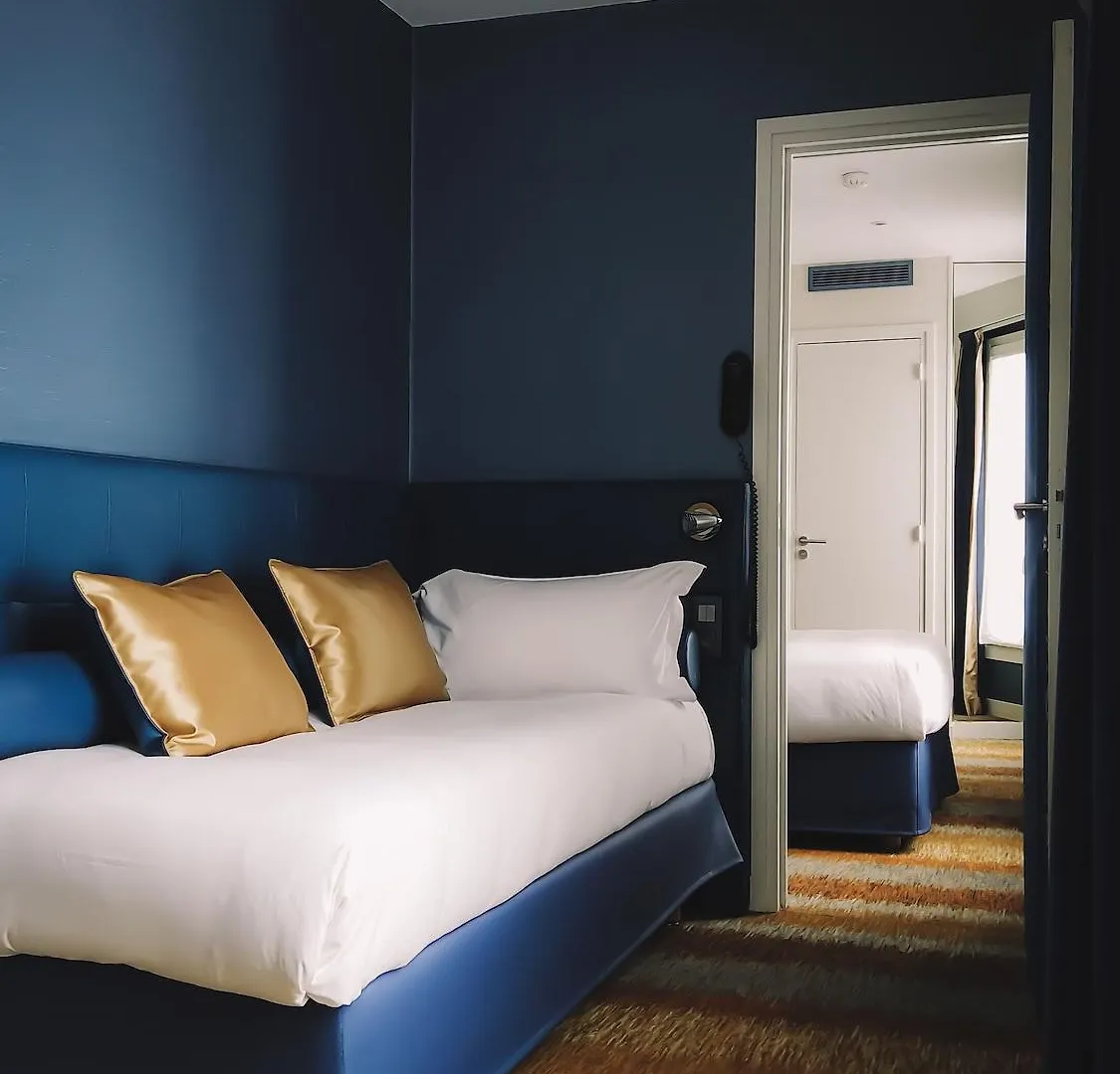 Trianon Gare De Lyon 3*