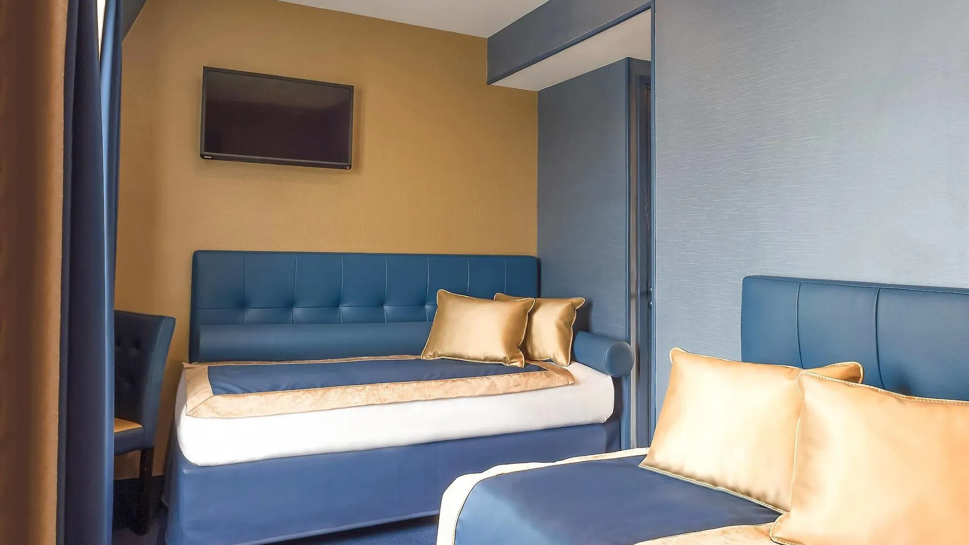 Trianon Gare De Lyon Hotel
